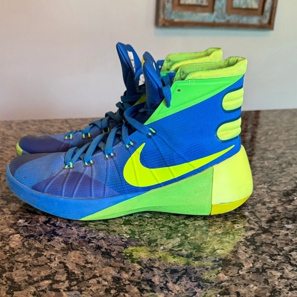 Nike 2015 Hyperdunk Zoom Blue and Neon Green High-Top Sneakers EUC 10.5